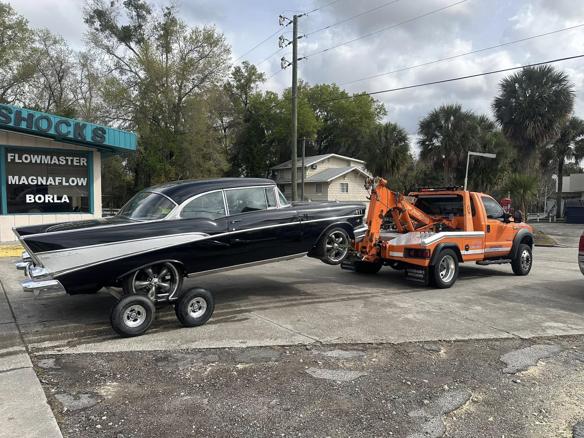 CFL Fast Tow truck loading a disabled vehicle