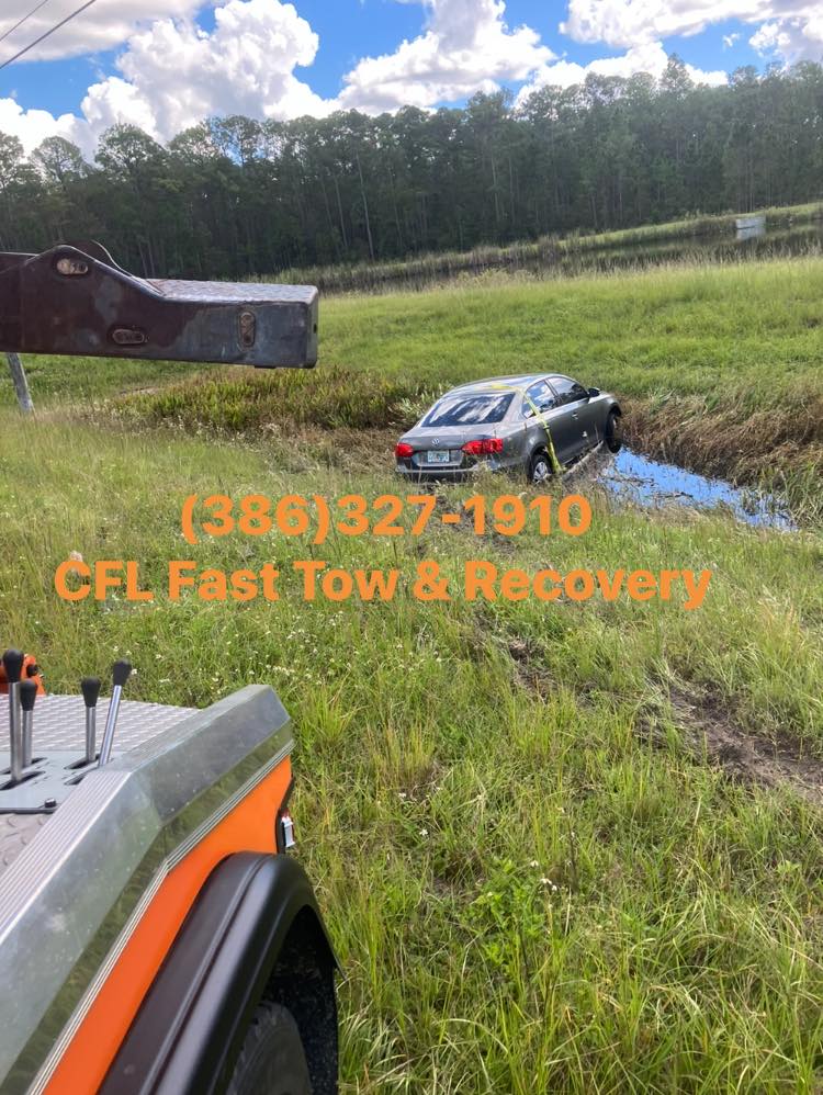 Night roadside tow in progress